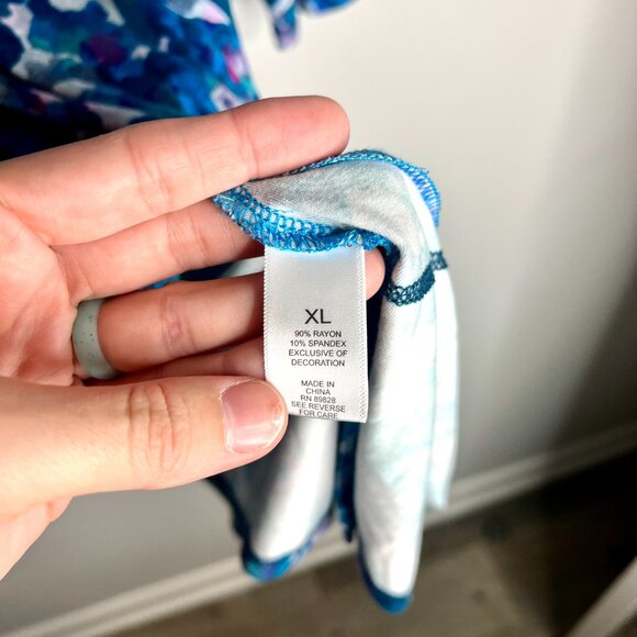 LOGO by Lori Goldstein Abstract Colorful Print Asymmetrical Hem Tunic Top Sz XL - Picture 4 of 5